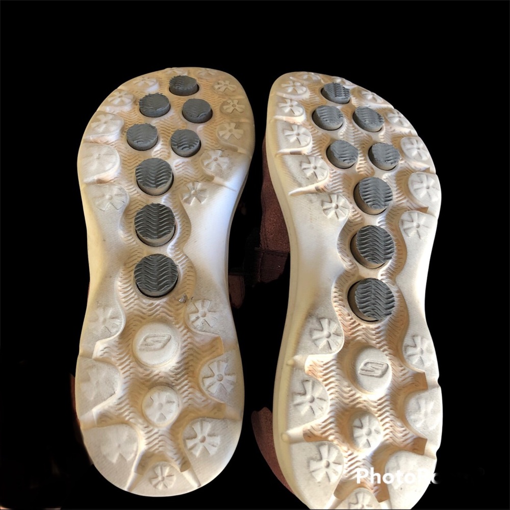 Sketchers Shoes - Picture 5 of 7